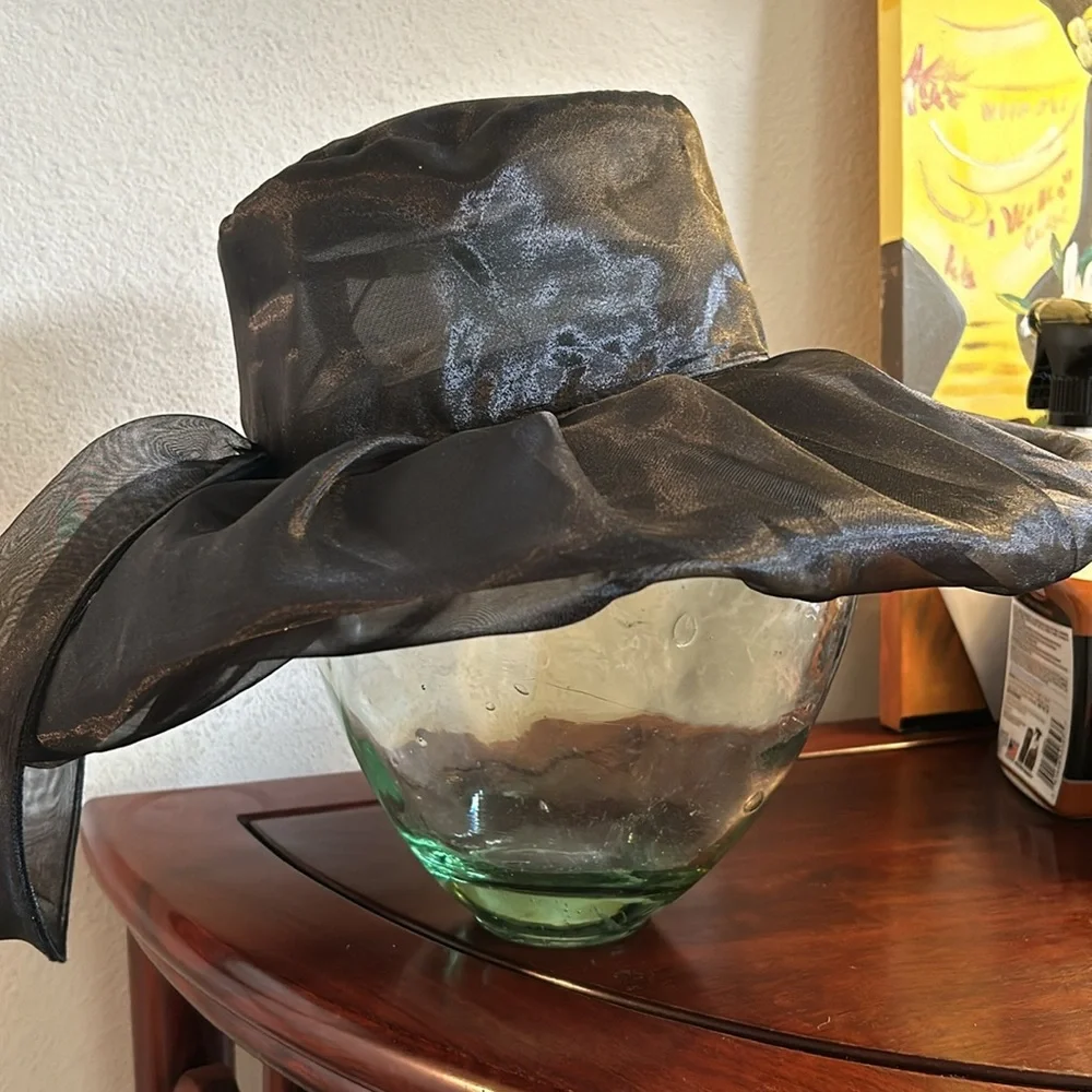 Black Hat by Saferin